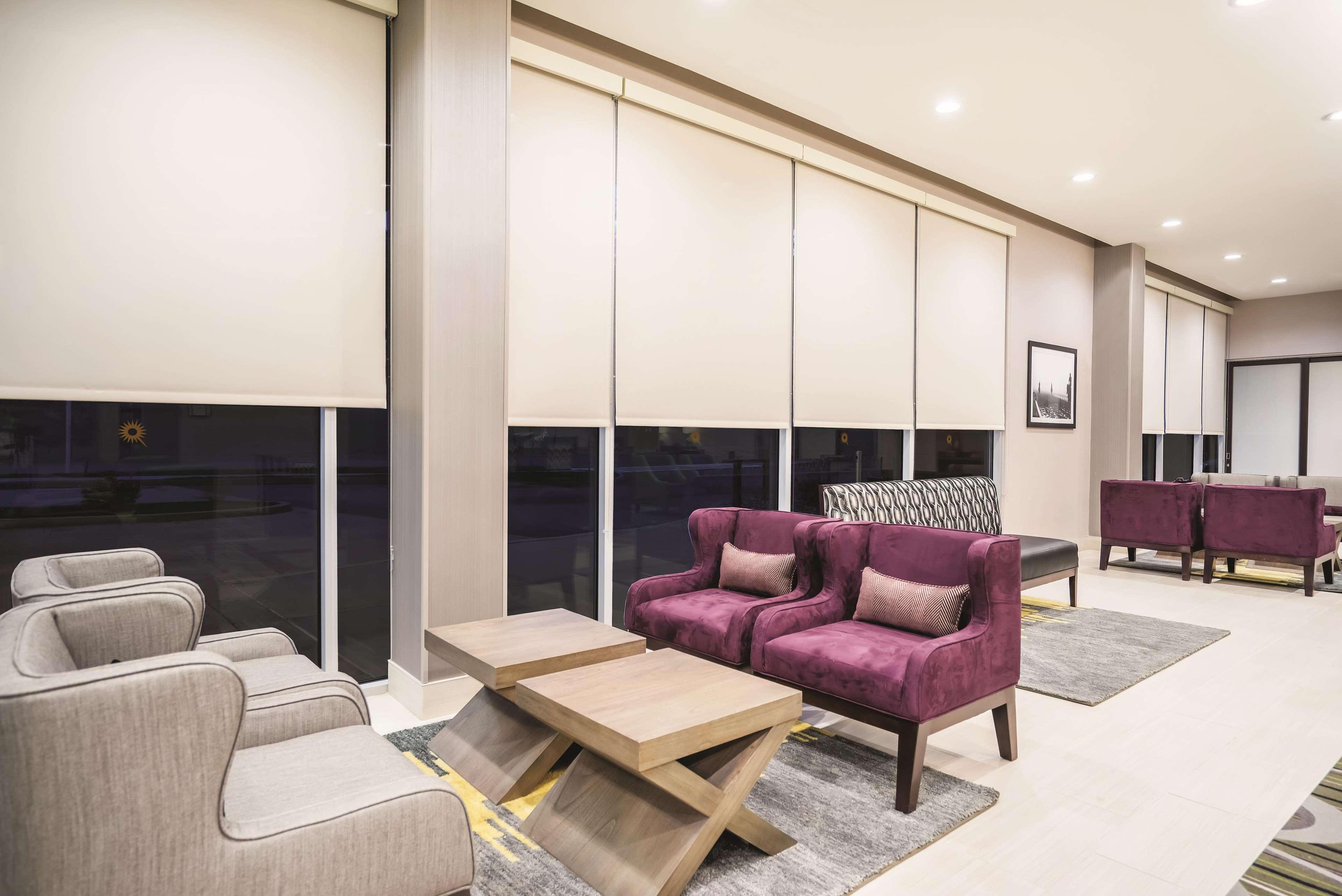 La Quinta Inn & Suites By Wyndham Clifton Park Saratoga Area 1749 Route 9 Hotel Clifton Park