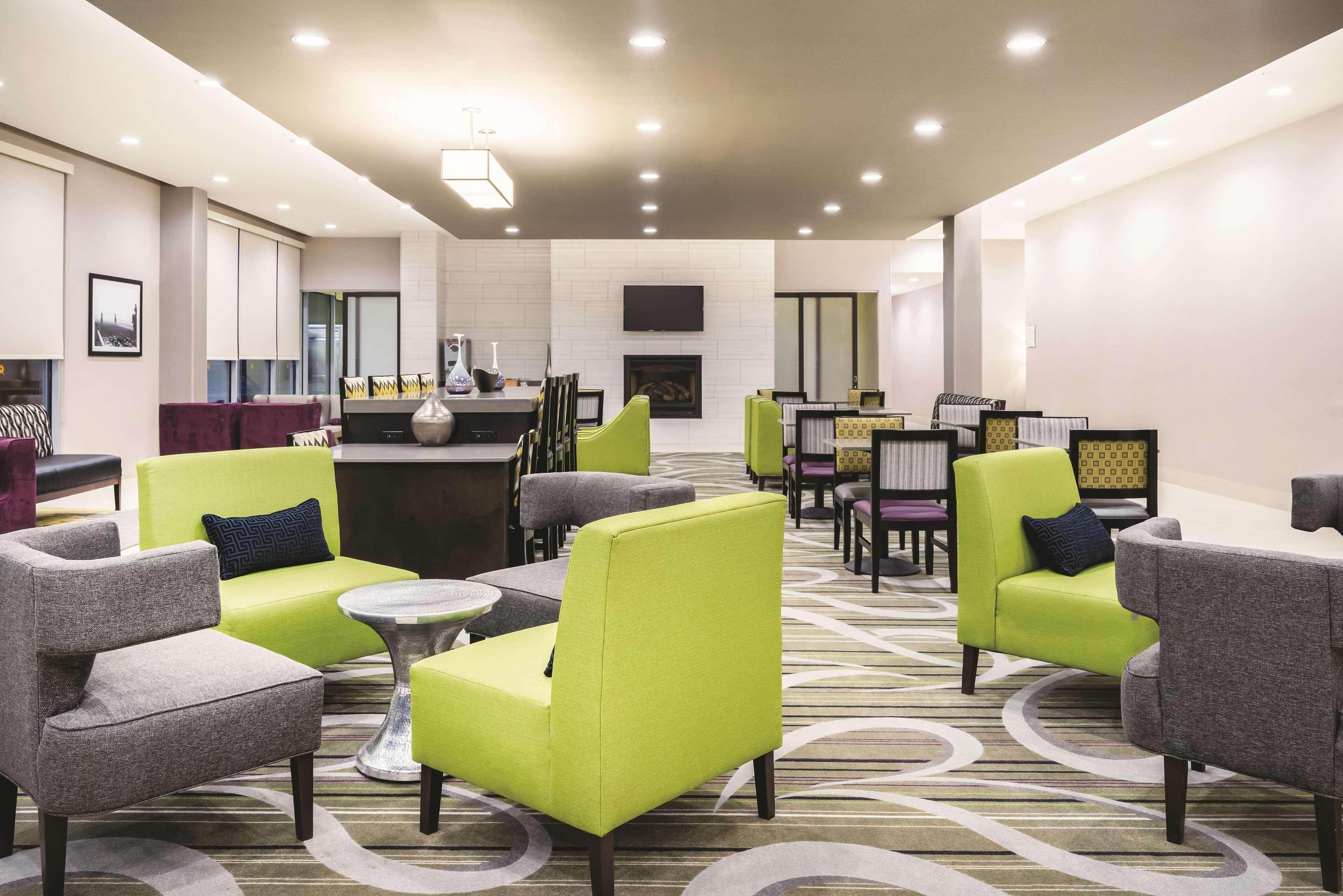 Hotel La Quinta Inn & Suites By Wyndham Clifton Park Saratoga Area 1749 Route 9 Clifton Park