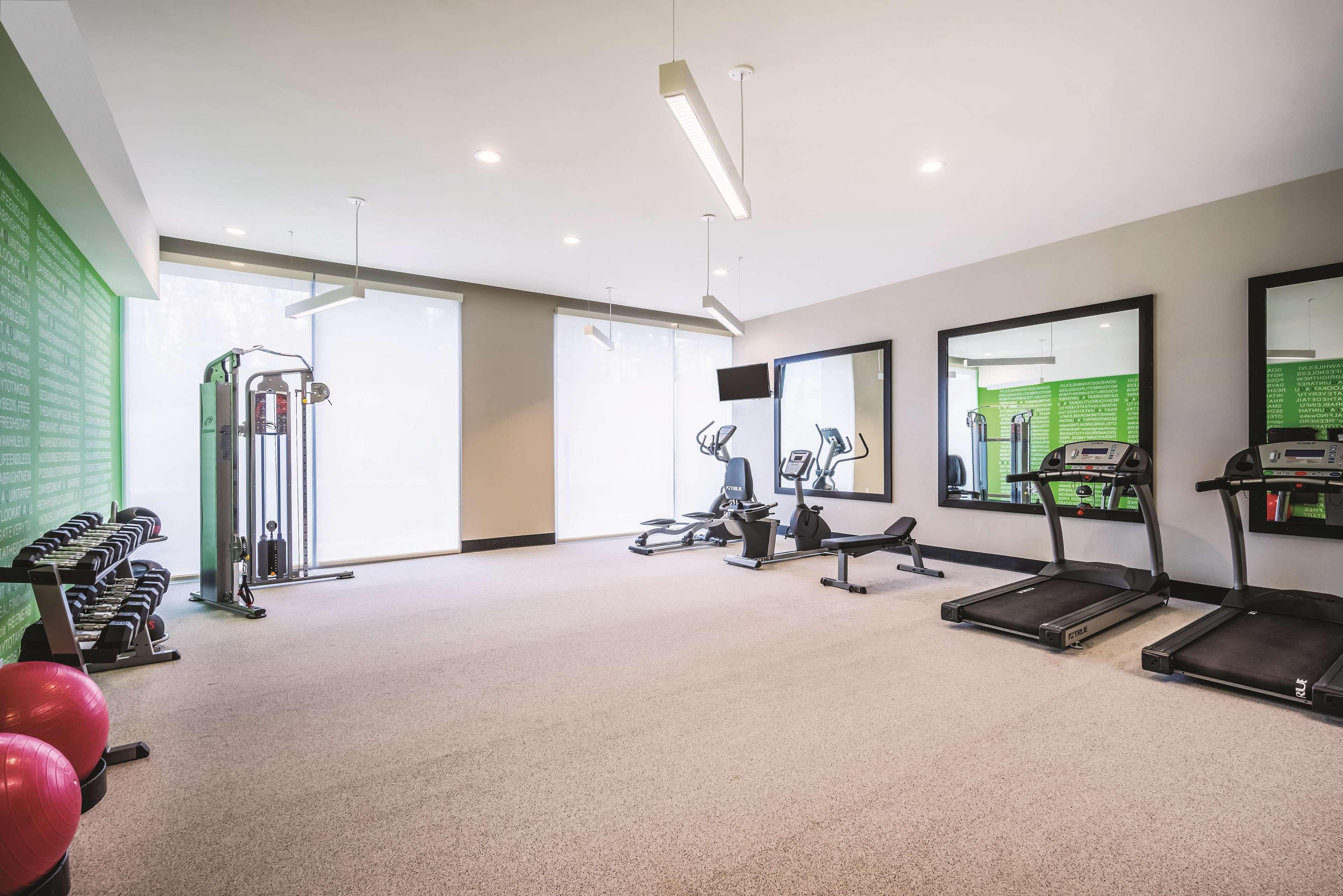 La Quinta Inn & Suites By Wyndham Clifton Park Saratoga Area 1749 Route 9 Hotel 3*